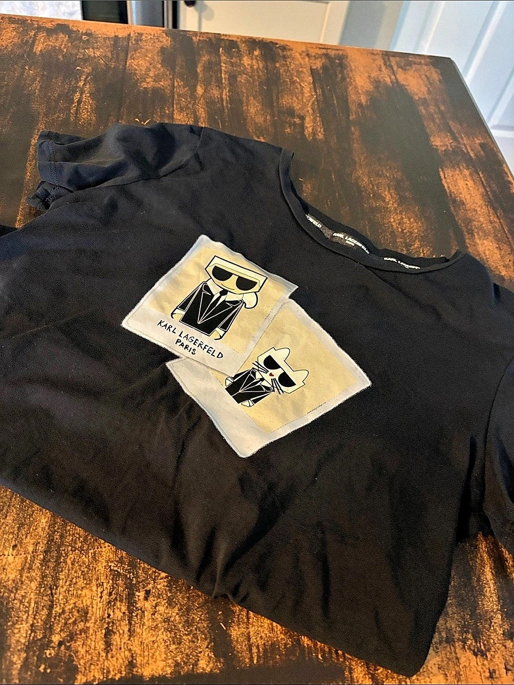 Karl Lagerfeld Karl figure graphic Short Sleeve Tee in Black Like New